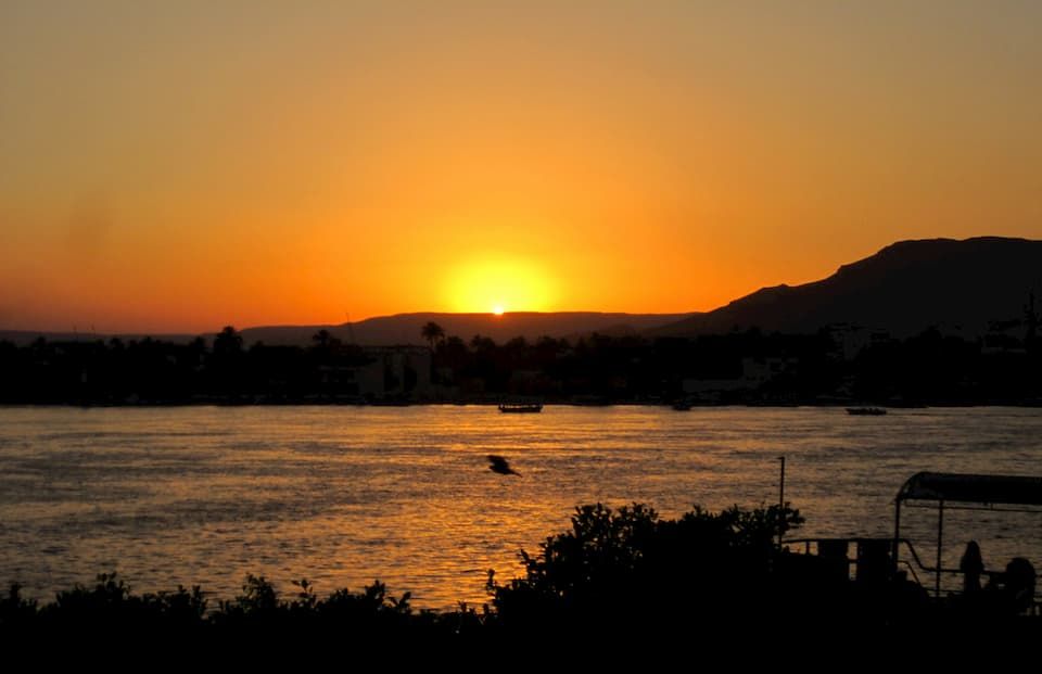 luxor sunset